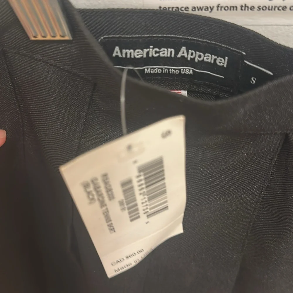 American Apparel Black Pleated Tennis Mini Skirt - Picture 2 of 4